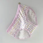 شورت عروسکی زنانه طرح ستاره و گل 